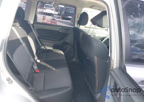 2014 Subaru Forester 2.5I z USA, uszkodzony, nr VIN JF2SJAAC1EH467555